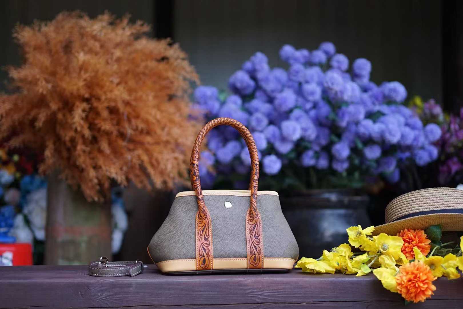 Hand-tooled premium leather handbags and top-handle tote bags for wholesale - 3