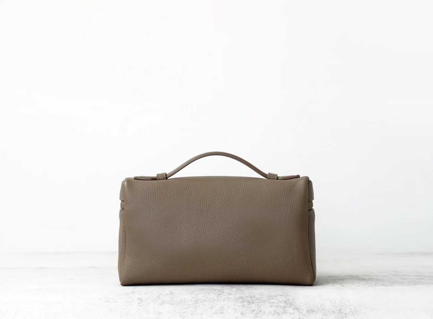 Togo leather vanity case bag with - LINJIN Luxury - 3