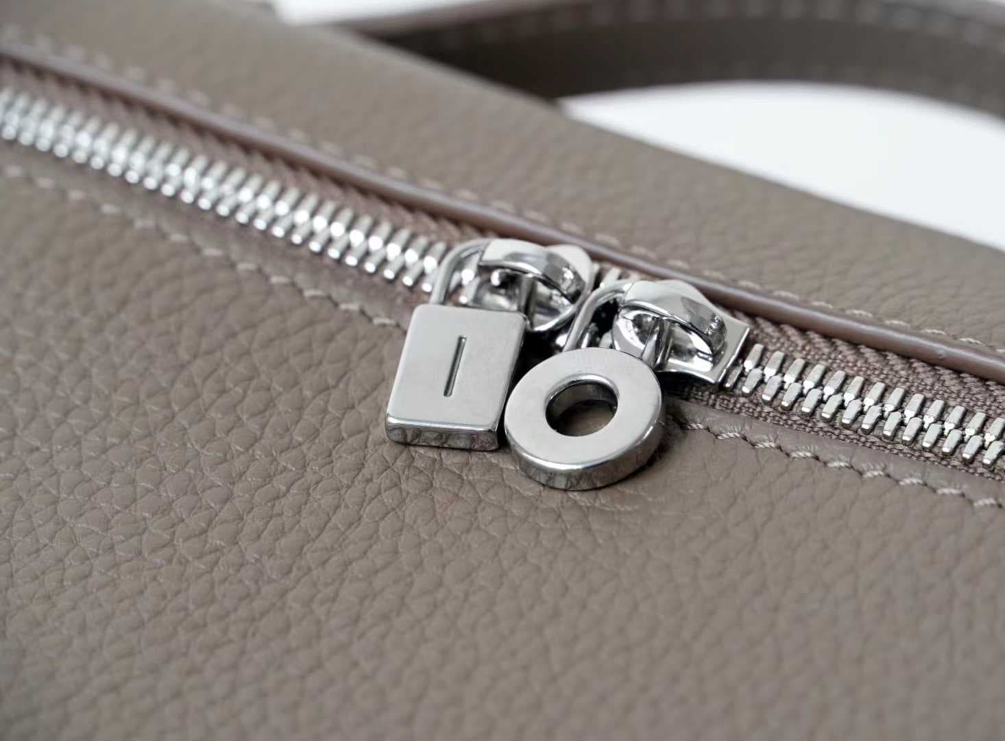 Togo leather vanity case bag with - LINJIN Luxury - 6