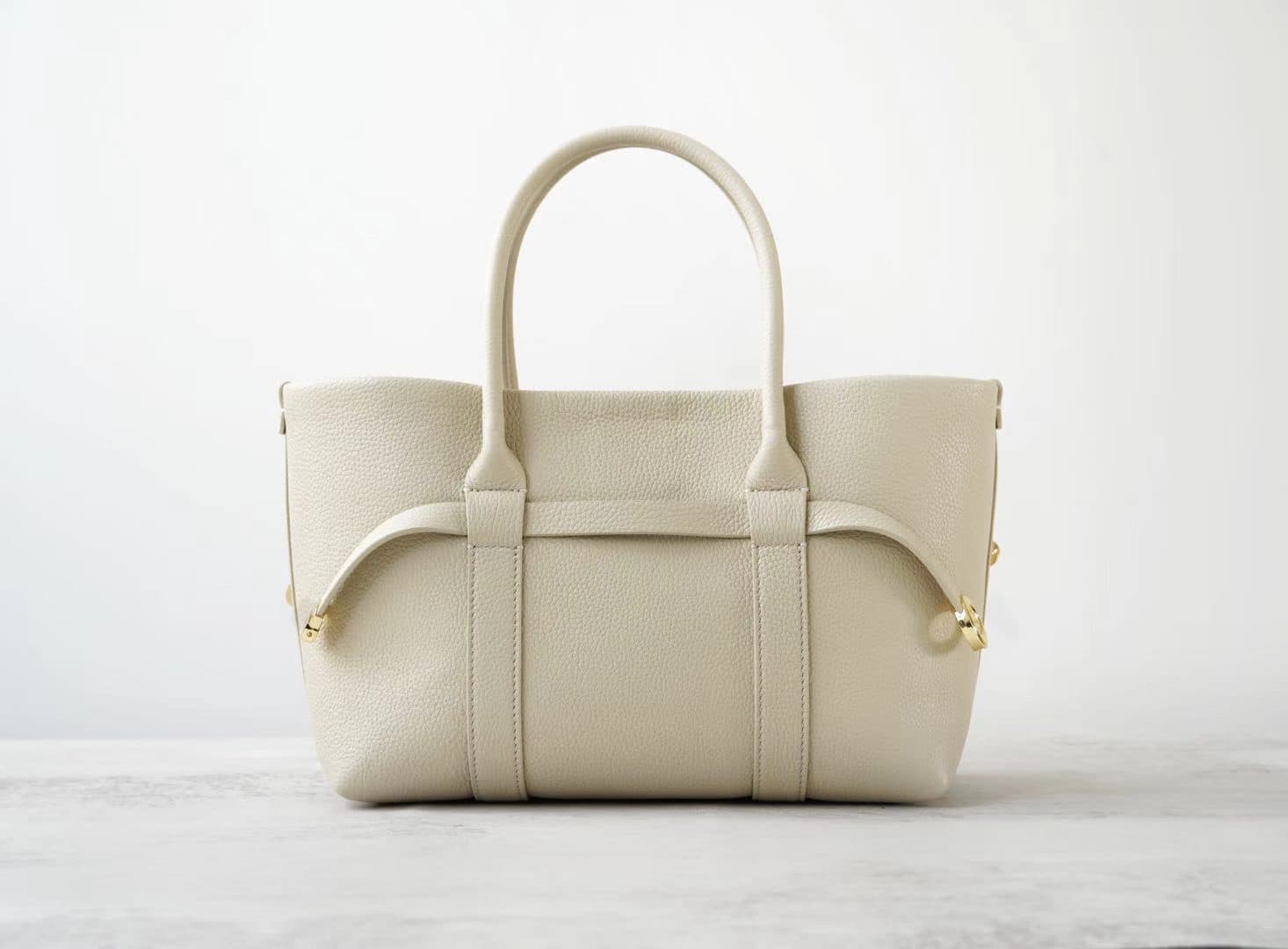 Pebbled Leather Tote Bag | Structured Handbag for Modern Brands