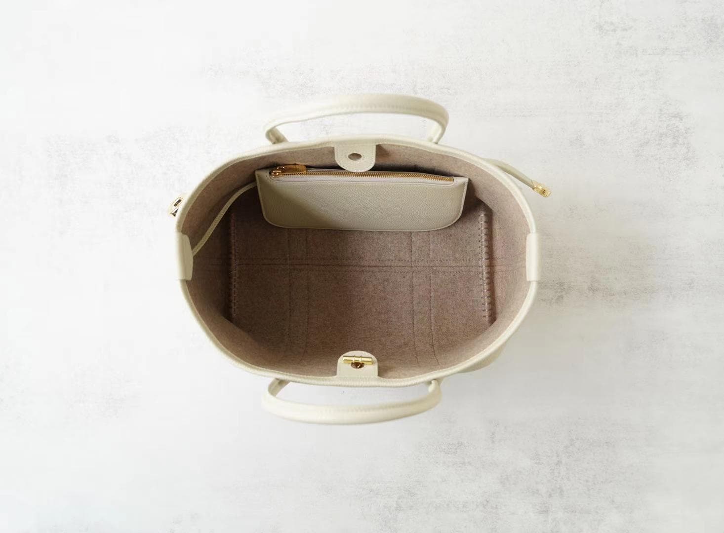 pebbled-leather-tote-bag - 6