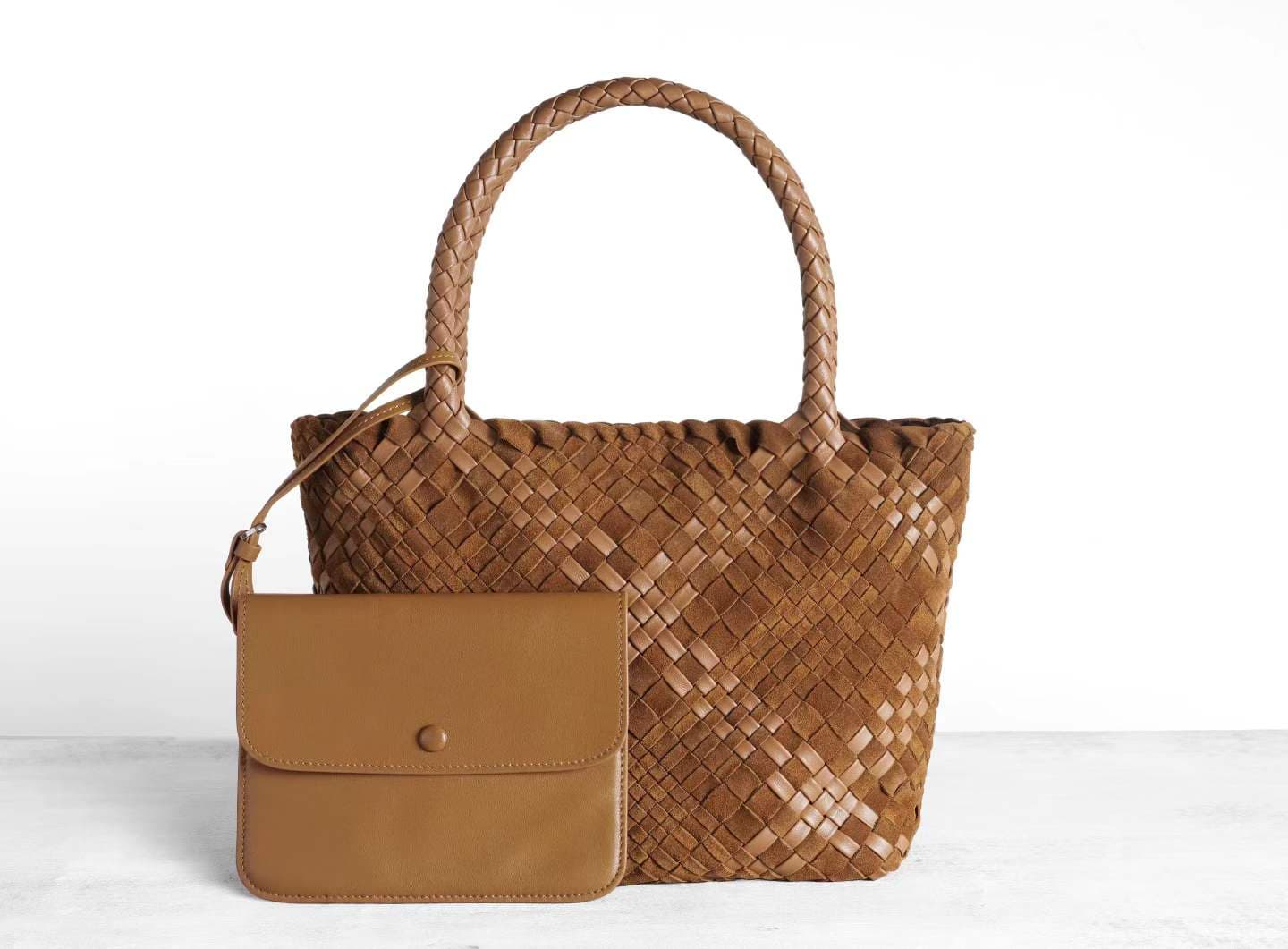 INJIN LUXURY ultra-soft black lambskin hand-woven Intrecciato tote bag with matching leather pouch - 2
