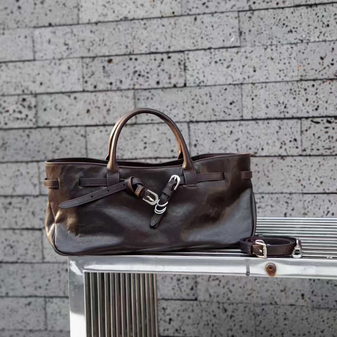 Linjin Luxury Instagram - Behind the scenes